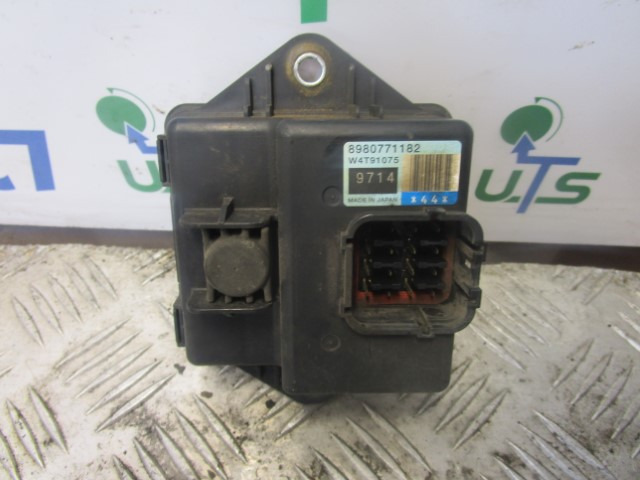 ISUZU N75 (4HK1) ECU / RELAY 8980771182 - ECU עבור משאית: תמונה 1 ISUZU N75 (4HK1) ECU / RELAY 8980771182 - ECU עבור משאית: תמונה 1