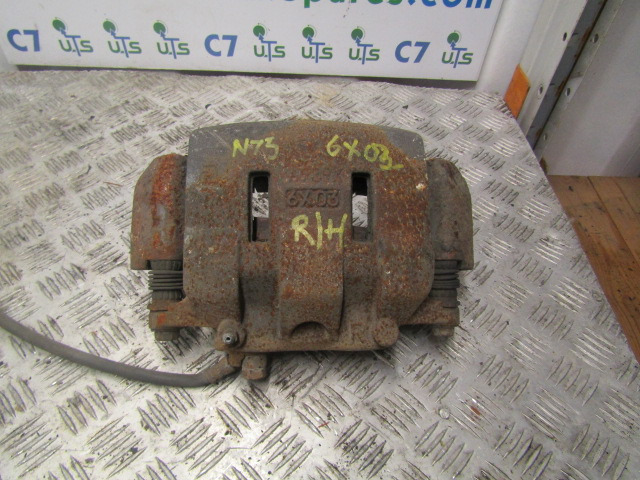 ISUZU N75 4HK1 EURO 5 FRONT R/H (DRIVER) BRAKE CALIPER 6X03 - חלקי בלמים עבור משאית: תמונה 1 ISUZU N75 4HK1 EURO 5 FRONT R/H (DRIVER) BRAKE CALIPER 6X03 - חלקי בלמים עבור משאית: תמונה 1