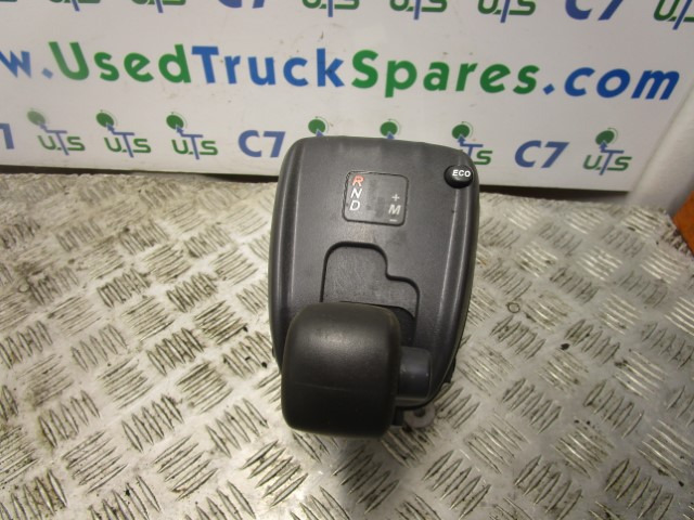 ISUZU N75 AUTOMATIC TRANSMISSION GEARCHANGE UNIT - תא ופנים הרכב עבור משאית: תמונה 1 ISUZU N75 AUTOMATIC TRANSMISSION GEARCHANGE UNIT - תא ופנים הרכב עבור משאית: תמונה 1