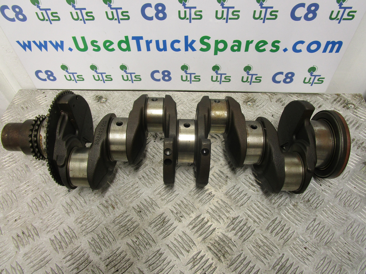 IVECO DAILY 3.0 STANDARD CRANKSHAFT P/NO 502295.019 - מנוע וחלקים עבור משאית: תמונה 1 IVECO DAILY 3.0 STANDARD CRANKSHAFT P/NO 502295.019 - מנוע וחלקים עבור משאית: תמונה 1