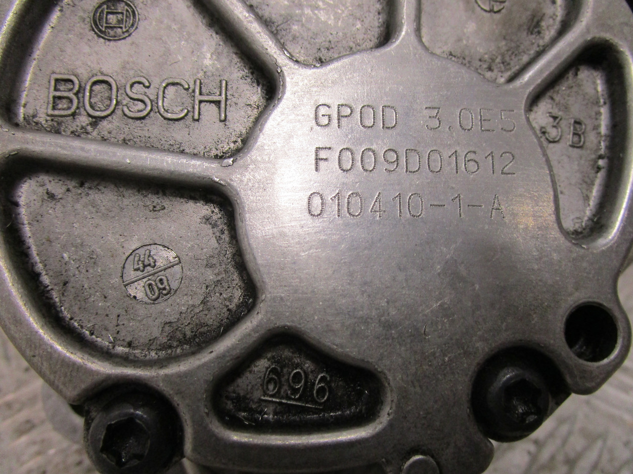 IVECO DAILY 3.0 VACUUM PUMP P/NO F009D01612 - מנוע וחלקים עבור משאית: תמונה 2 IVECO DAILY 3.0 VACUUM PUMP P/NO F009D01612 - מנוע וחלקים עבור משאית: תמונה 2