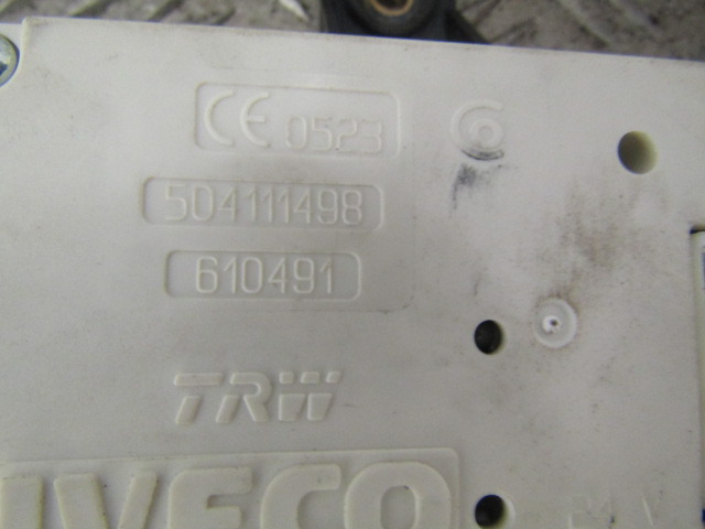 IVECO STRALIS CONTROL UNIT P/NO 504111498 - מערכת חשמל עבור משאית: תמונה 2 IVECO STRALIS CONTROL UNIT P/NO 504111498 - מערכת חשמל עבור משאית: תמונה 2