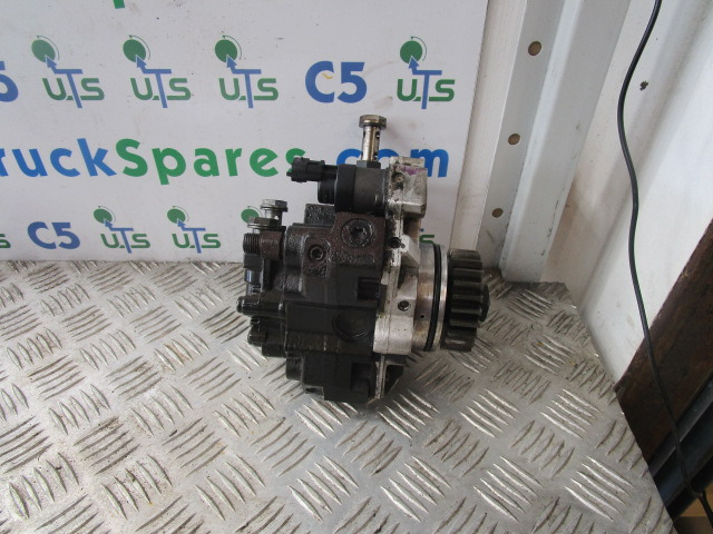 MAN TGL DO834 LFL54 BOSCH HIGH PRESSURE FUEL PUMP P/NO 0445020060 - מערכת דלק עבור משאית: תמונה 1 MAN TGL DO834 LFL54 BOSCH HIGH PRESSURE FUEL PUMP P/NO 0445020060 - מערכת דלק עבור משאית: תמונה 1
