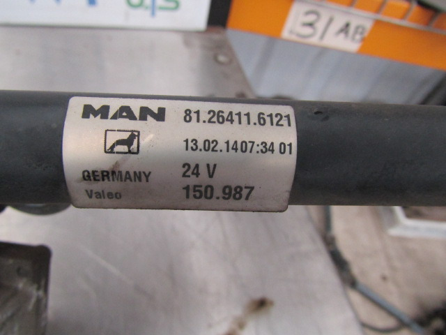 MAN TGM / TGS WIPER MOTOR AND LINKAGE COMPLETE 81264016141 - תא ופנים הרכב עבור משאית: תמונה 3 MAN TGM / TGS WIPER MOTOR AND LINKAGE COMPLETE 81264016141 - תא ופנים הרכב עבור משאית: תמונה 3
