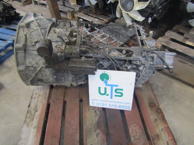MAN TGS ZF 16S 2220TD MANUAL GEARBOX - מנוע וחלקים עבור משאית: תמונה 1 MAN TGS ZF 16S 2220TD MANUAL GEARBOX - מנוע וחלקים עבור משאית: תמונה 1