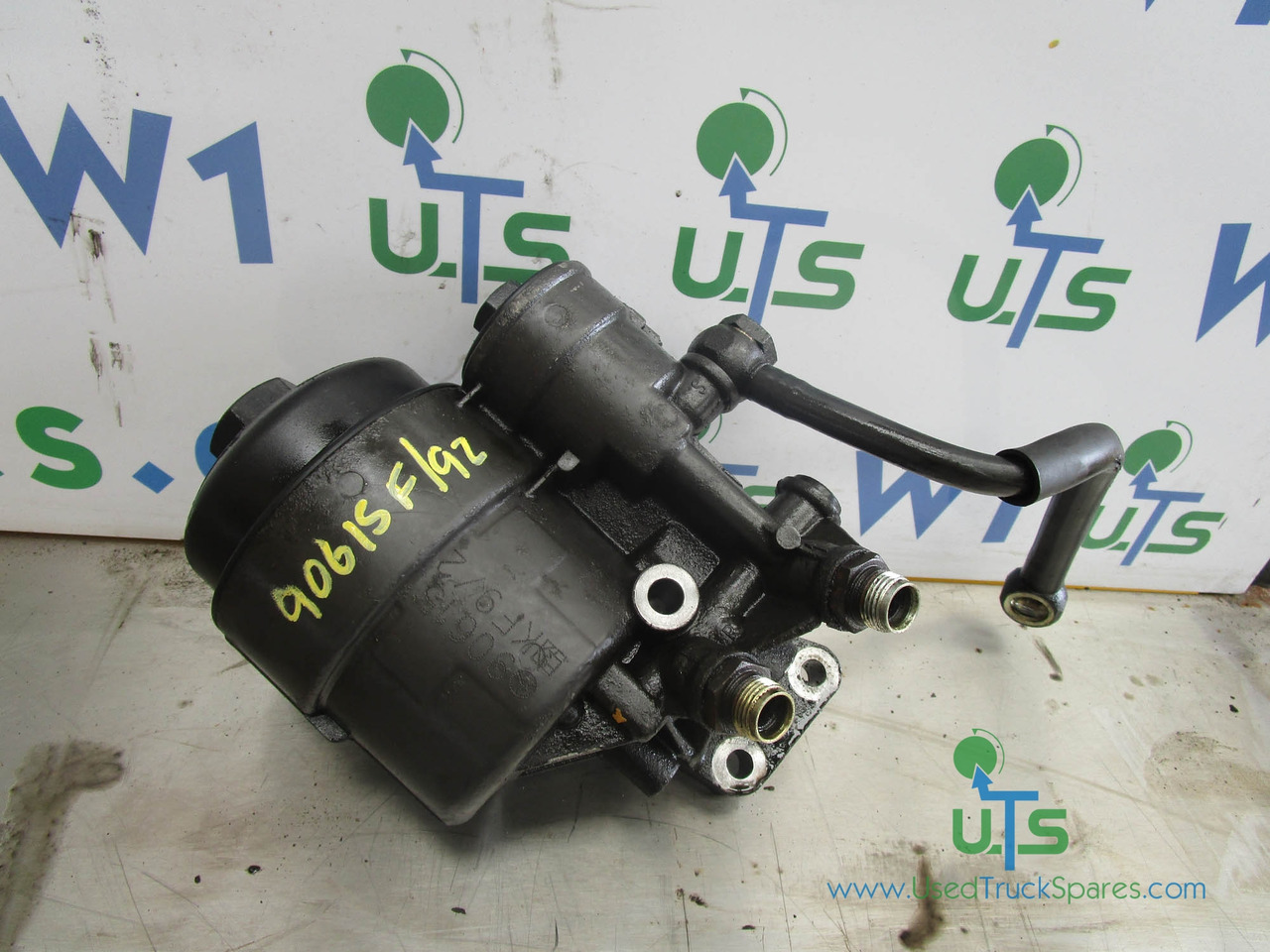 MERCEDES 1323/1823/2528 FUEL FILTER HOUSING P/NO 90615F/92 - מנוע וחלקים עבור משאית: תמונה 1 MERCEDES 1323/1823/2528 FUEL FILTER HOUSING P/NO 90615F/92 - מנוע וחלקים עבור משאית: תמונה 1