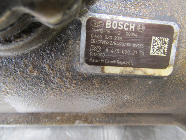 MERCEDES ACTROS MP4 OM471-6 FUEL PUMP BOSCH P/NO 445020236 , MERCEDES P/NO A4700902150 - מערכת דלק עבור משאית: תמונה 2 MERCEDES ACTROS MP4 OM471-6 FUEL PUMP BOSCH P/NO 445020236 , MERCEDES P/NO A4700902150 - מערכת דלק עבור משאית: תמונה 2
