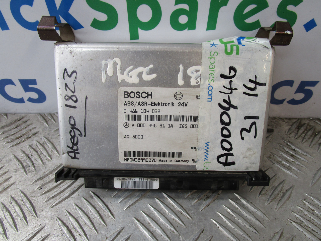 MERCEDES ATEGO ABS / ASR ECU P/NO A0004463114 - חלקי בלמים עבור משאית: תמונה 1 MERCEDES ATEGO ABS / ASR ECU P/NO A0004463114 - חלקי בלמים עבור משאית: תמונה 1