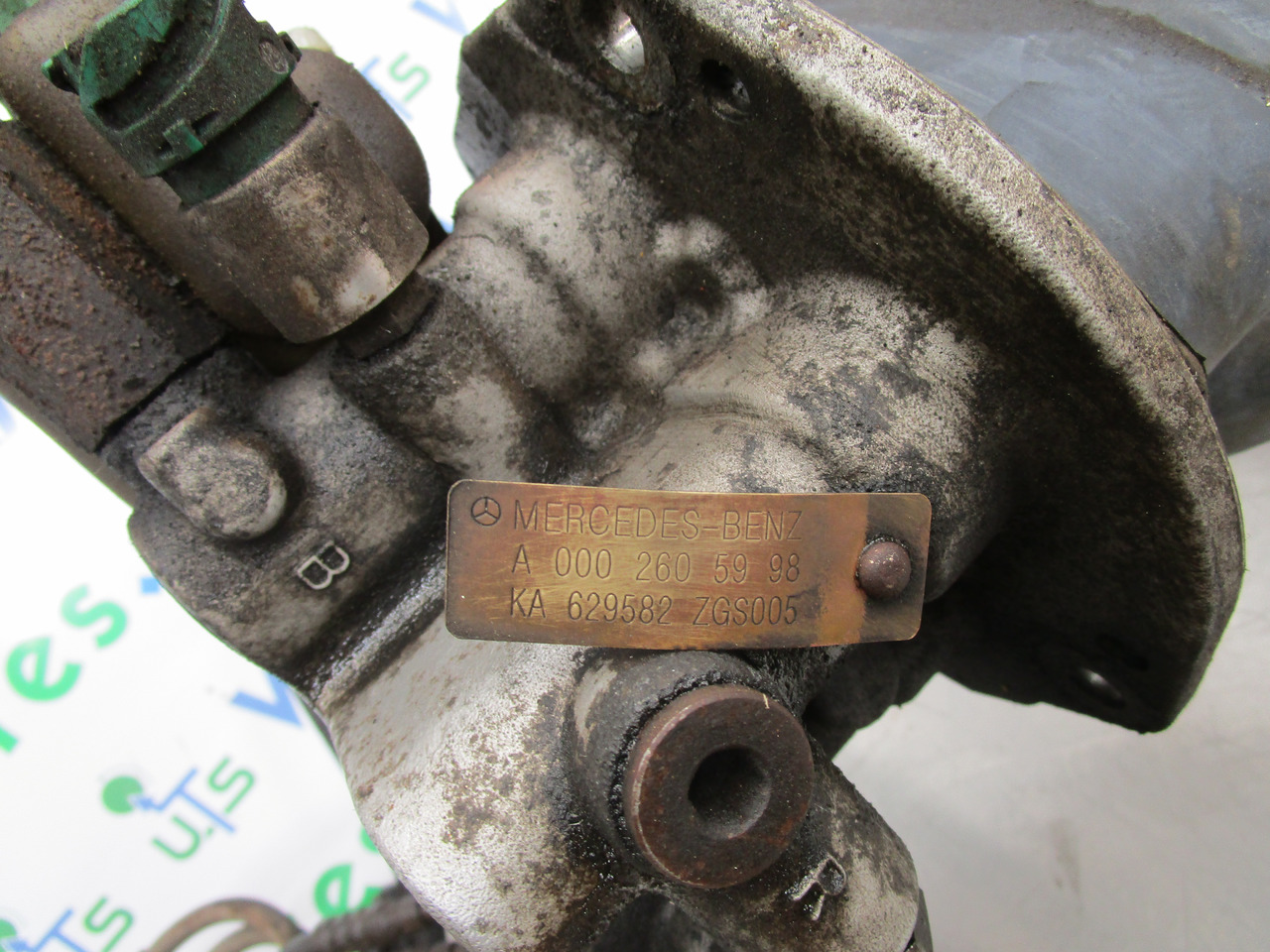 MERCEDES AXOR HYDRAULIC GEARCHANGE 9 SPEED - תא ופנים הרכב עבור משאית: תמונה 2 MERCEDES AXOR HYDRAULIC GEARCHANGE 9 SPEED - תא ופנים הרכב עבור משאית: תמונה 2