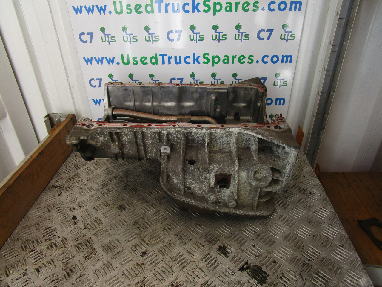 MITSUBISHI CANTER 4M50 ENGINE SUMP - מנוע וחלקים עבור משאית: תמונה 1 MITSUBISHI CANTER 4M50 ENGINE SUMP - מנוע וחלקים עבור משאית: תמונה 1