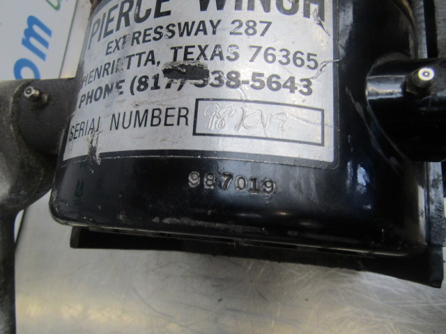 PIERCE 12,500 ELECTRIC 12 VOLT WINCH - כננת עבור כלי רכב עירוני/ מיוחד: תמונה 3 PIERCE 12,500 ELECTRIC 12 VOLT WINCH - כננת עבור כלי רכב עירוני/ מיוחד: תמונה 3