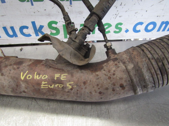 VOLVO FE EXHAUST FRONT PIPE AND SENSOR - מערכת פליטה עבור משאית: תמונה 3 VOLVO FE EXHAUST FRONT PIPE AND SENSOR - מערכת פליטה עבור משאית: תמונה 3