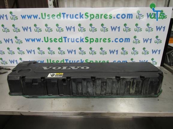VOLVO FH/FM D12D ROCKER COVER - מנוע וחלקים עבור משאית: תמונה 1 VOLVO FH/FM D12D ROCKER COVER - מנוע וחלקים עבור משאית: תמונה 1