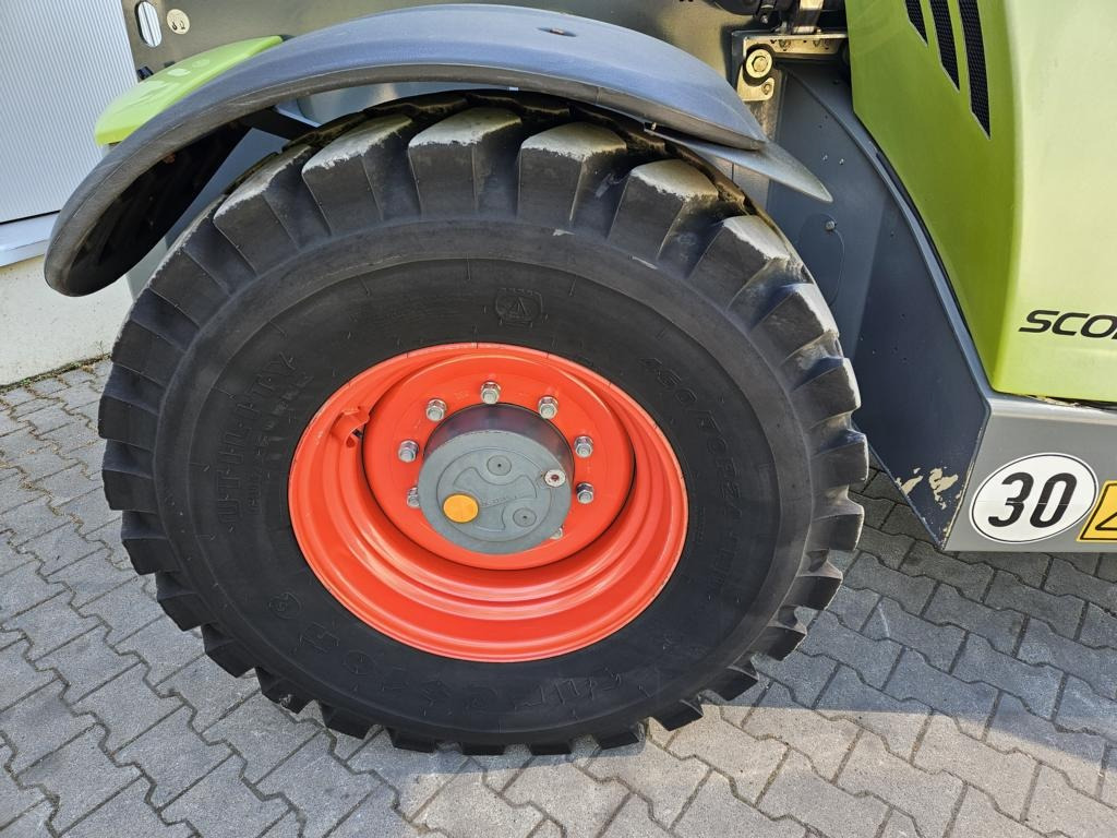 CLAAS Scorpion 7044 Varipower - מעמיס: תמונה 5 CLAAS Scorpion 7044 Varipower - מעמיס: תמונה 5