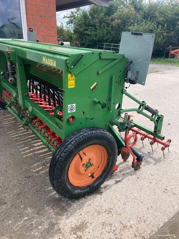 Hassia Euro 300/29 - ציוד עיבוד קרקע: תמונה 4 Hassia Euro 300/29 - ציוד עיבוד קרקע: תמונה 4