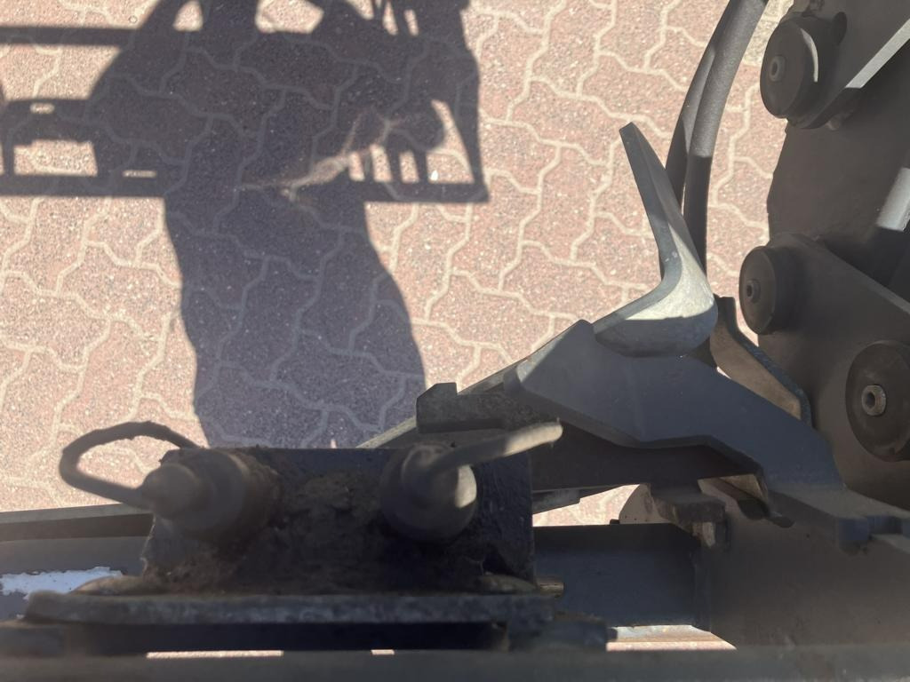 John Deere 6125R - טרקטור חקלאי: תמונה 4 John Deere 6125R - טרקטור חקלאי: תמונה 4