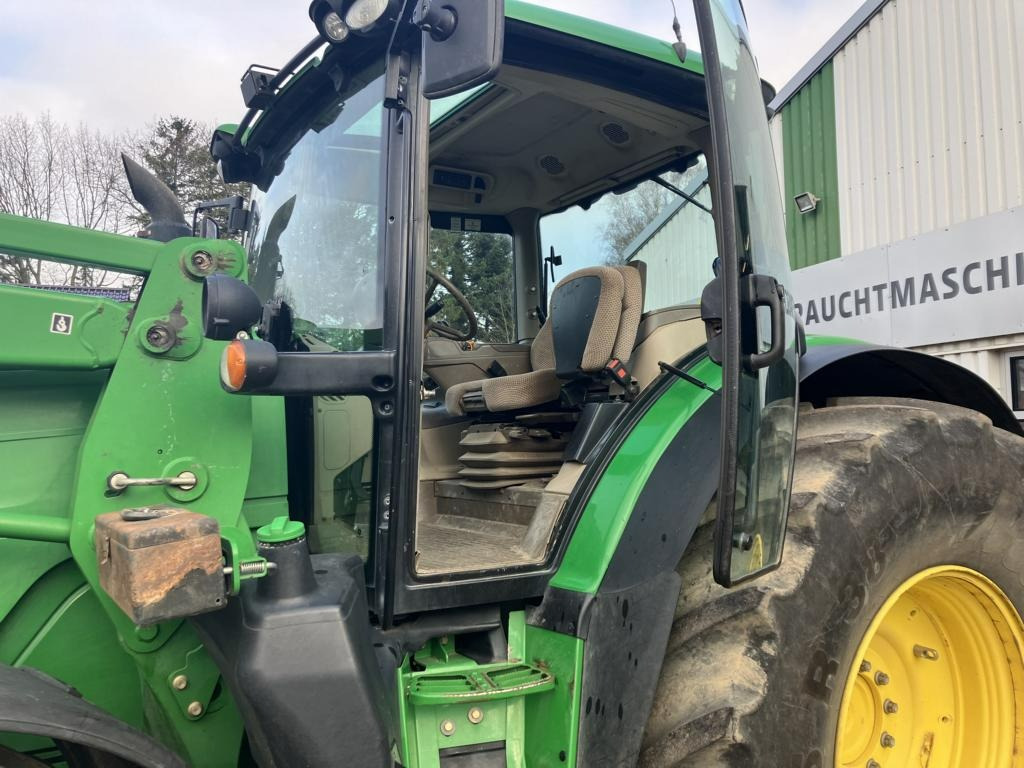 טרקטור חקלאי John Deere 6215R: תמונה 15