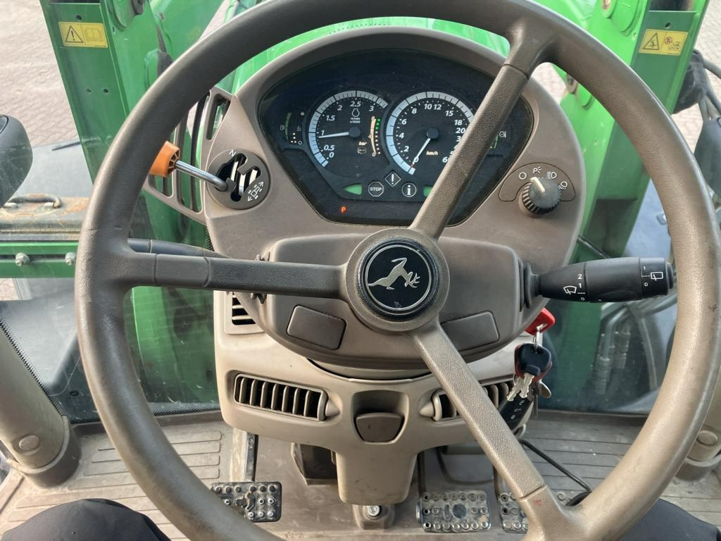 טרקטור חקלאי John Deere 6215R: תמונה 11