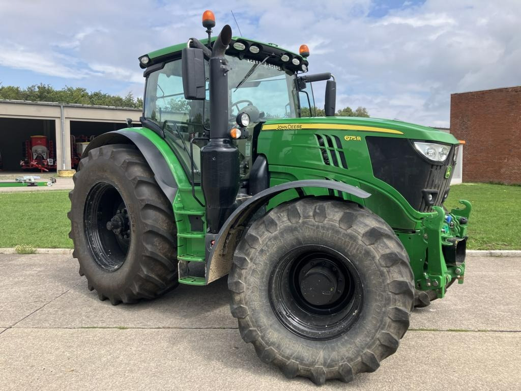 טרקטור חקלאי John Deere 6215R: תמונה 33