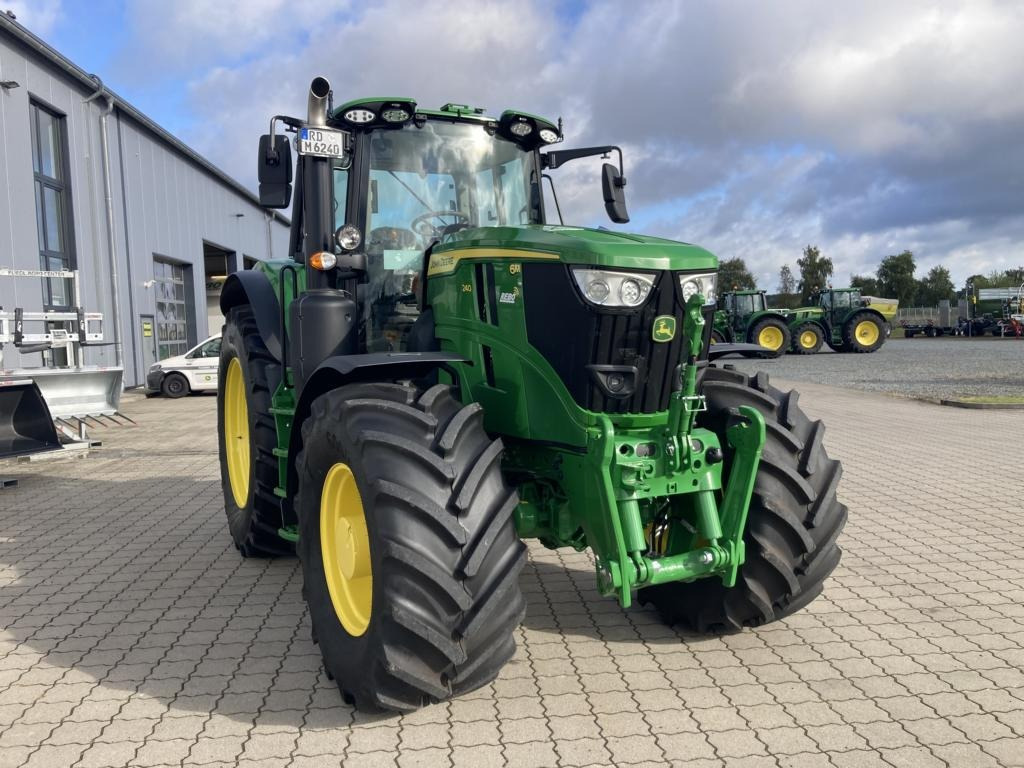 חָדָשׁ טרקטור חקלאי John Deere 6M240: תמונה 19