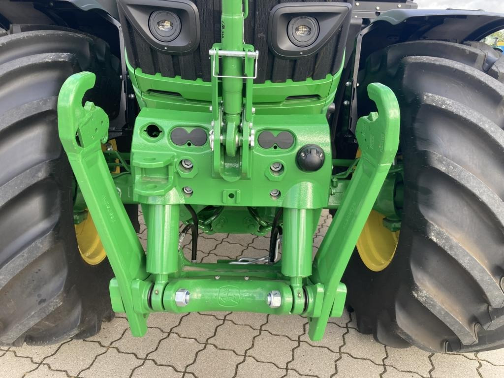 חָדָשׁ טרקטור חקלאי John Deere 6M240: תמונה 11