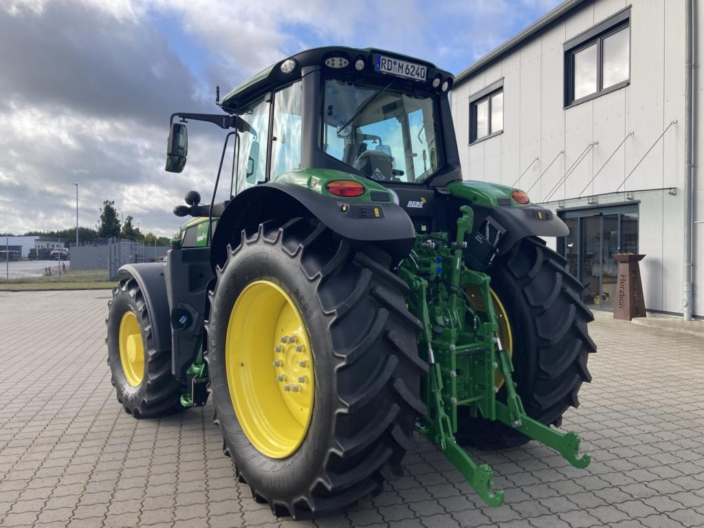 חָדָשׁ טרקטור חקלאי John Deere 6M240: תמונה 15