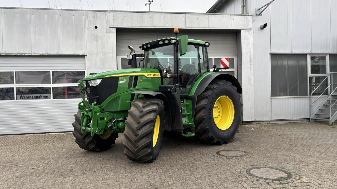 John Deere 6R215 - טרקטור חקלאי: תמונה 1 John Deere 6R215 - טרקטור חקלאי: תמונה 1