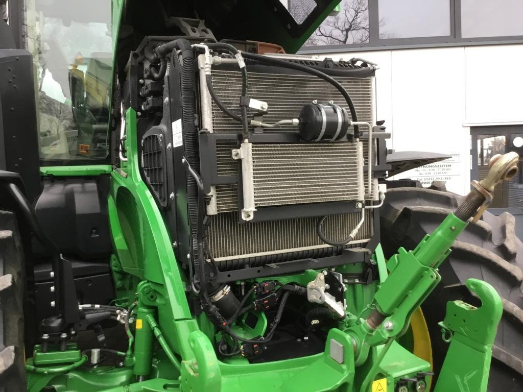 John Deere 7R330 - טרקטור חקלאי: תמונה 3 John Deere 7R330 - טרקטור חקלאי: תמונה 3