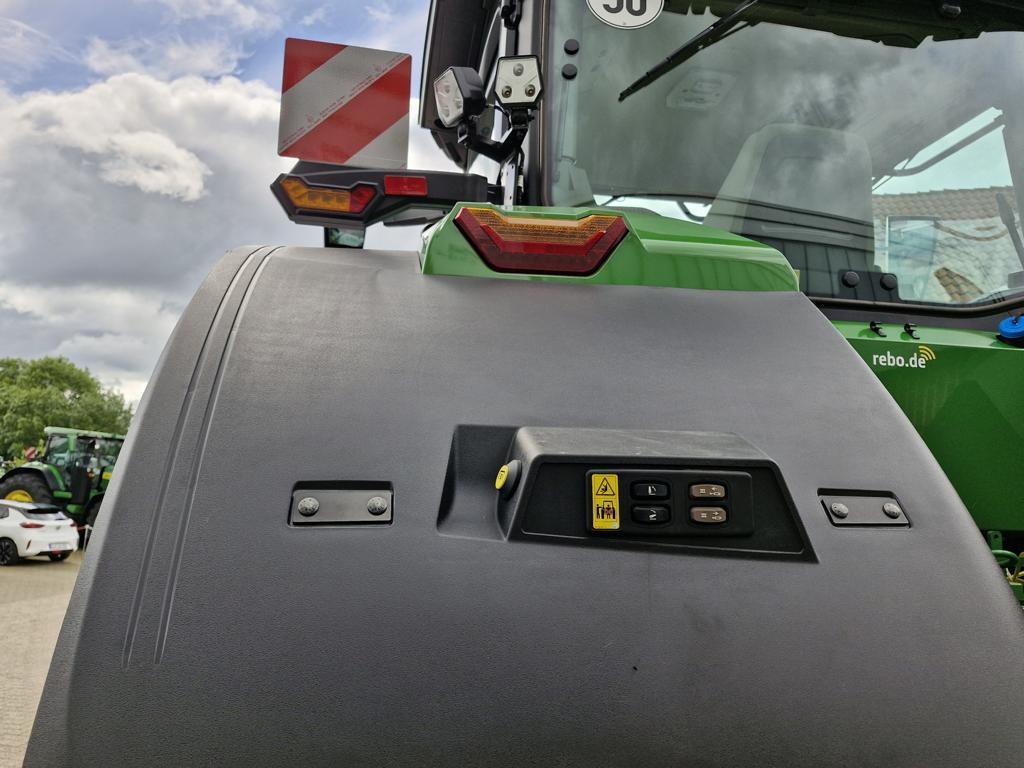 John Deere 7R330 - טרקטור חקלאי: תמונה 2 John Deere 7R330 - טרקטור חקלאי: תמונה 2