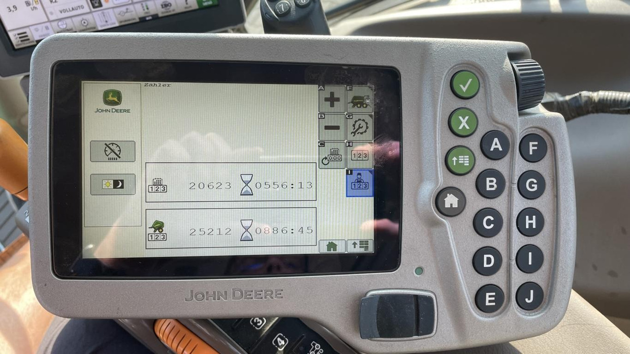 John Deere C441R - ציוד חציר ומספוא: תמונה 2 John Deere C441R - ציוד חציר ומספוא: תמונה 2