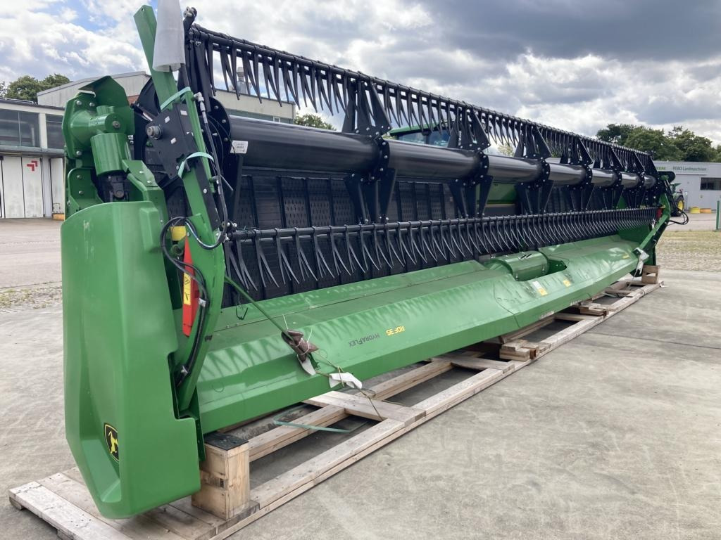 John Deere RDF35 - מקצרת קומבינה: תמונה 1 John Deere RDF35 - מקצרת קומבינה: תמונה 1