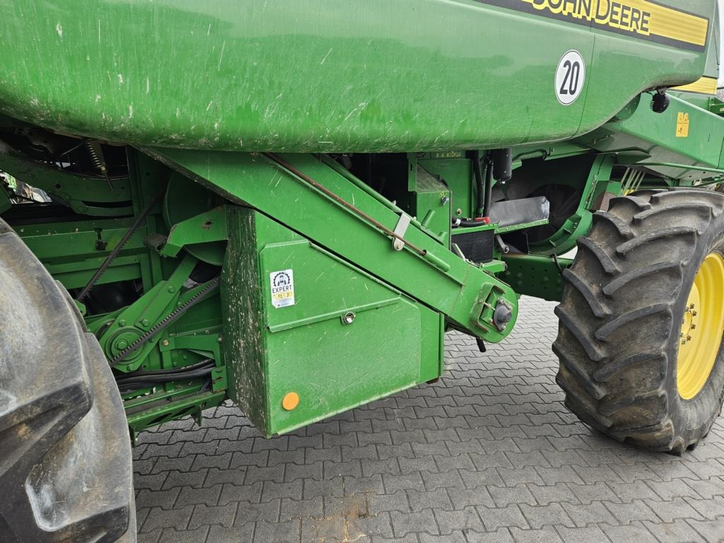 John Deere T560I - מקצרת קומבינה: תמונה 3 John Deere T560I - מקצרת קומבינה: תמונה 3