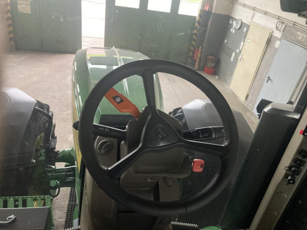 John Deere TRAKTOR 8R370 - טרקטור חקלאי: תמונה 3 John Deere TRAKTOR 8R370 - טרקטור חקלאי: תמונה 3