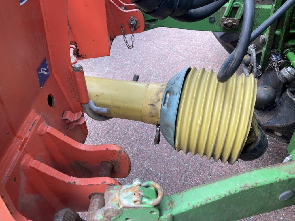 מכסחה Kuhn GMD 883: תמונה 17 מכסחה Kuhn GMD 883: תמונה 17