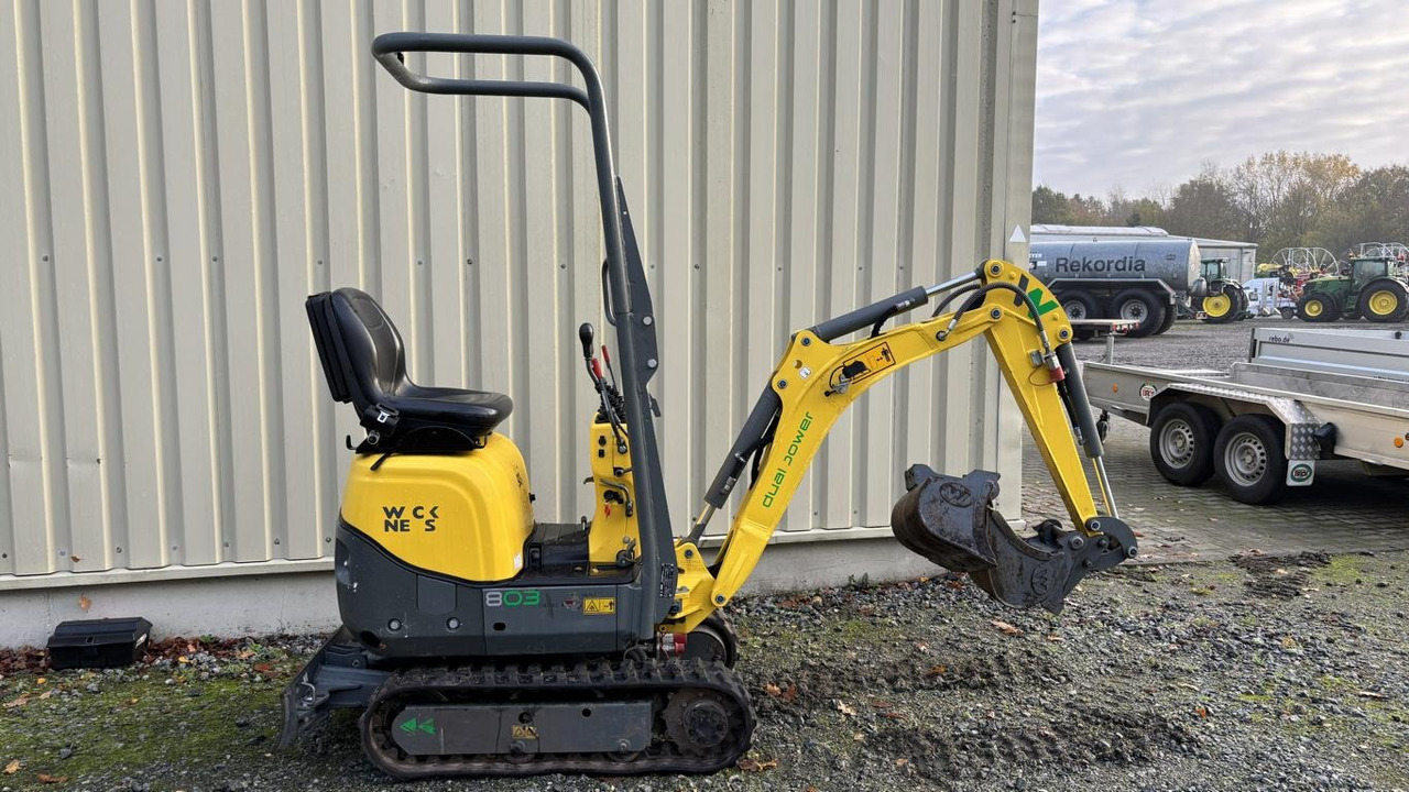 Wacker 803 - מיני מחפר: תמונה 1 Wacker 803 - מיני מחפר: תמונה 1