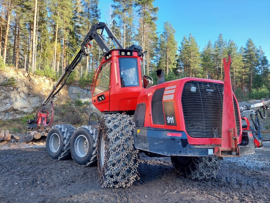 Komatsu 911 - מקצרת יערות: תמונה 5 Komatsu 911 - מקצרת יערות: תמונה 5