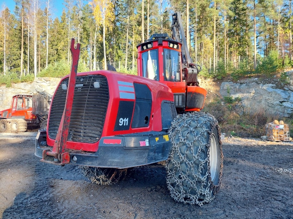 Komatsu 911 - מקצרת יערות: תמונה 4 Komatsu 911 - מקצרת יערות: תמונה 4