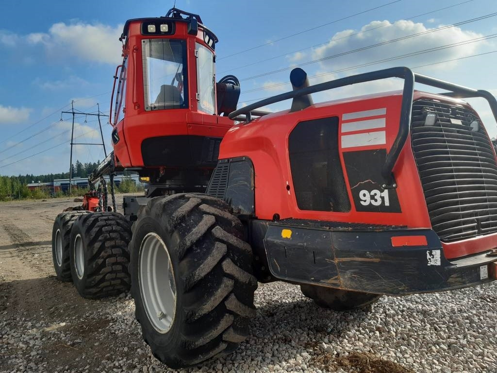 Komatsu 931.2 - מקצרת יערות: תמונה 3 Komatsu 931.2 - מקצרת יערות: תמונה 3