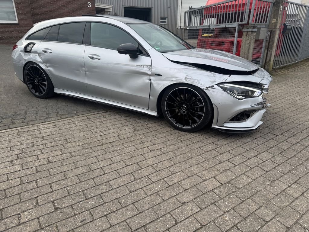Mercedes-Benz CLA 250 Shooting Brake CLA 250 e AMG EDITION - מכונית: תמונה 1 Mercedes-Benz CLA 250 Shooting Brake CLA 250 e AMG EDITION - מכונית: תמונה 1