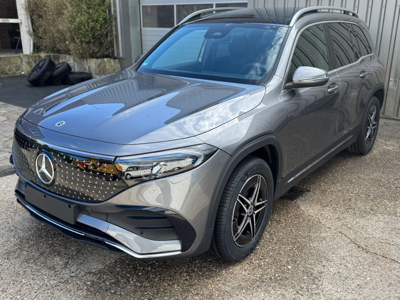 Mercedes-Benz EQB 350 AMG LINE 4Matic NUR 600 KM !!!!!! - SUV: תמונה 2 Mercedes-Benz EQB 350 AMG LINE 4Matic NUR 600 KM !!!!!! - SUV: תמונה 2