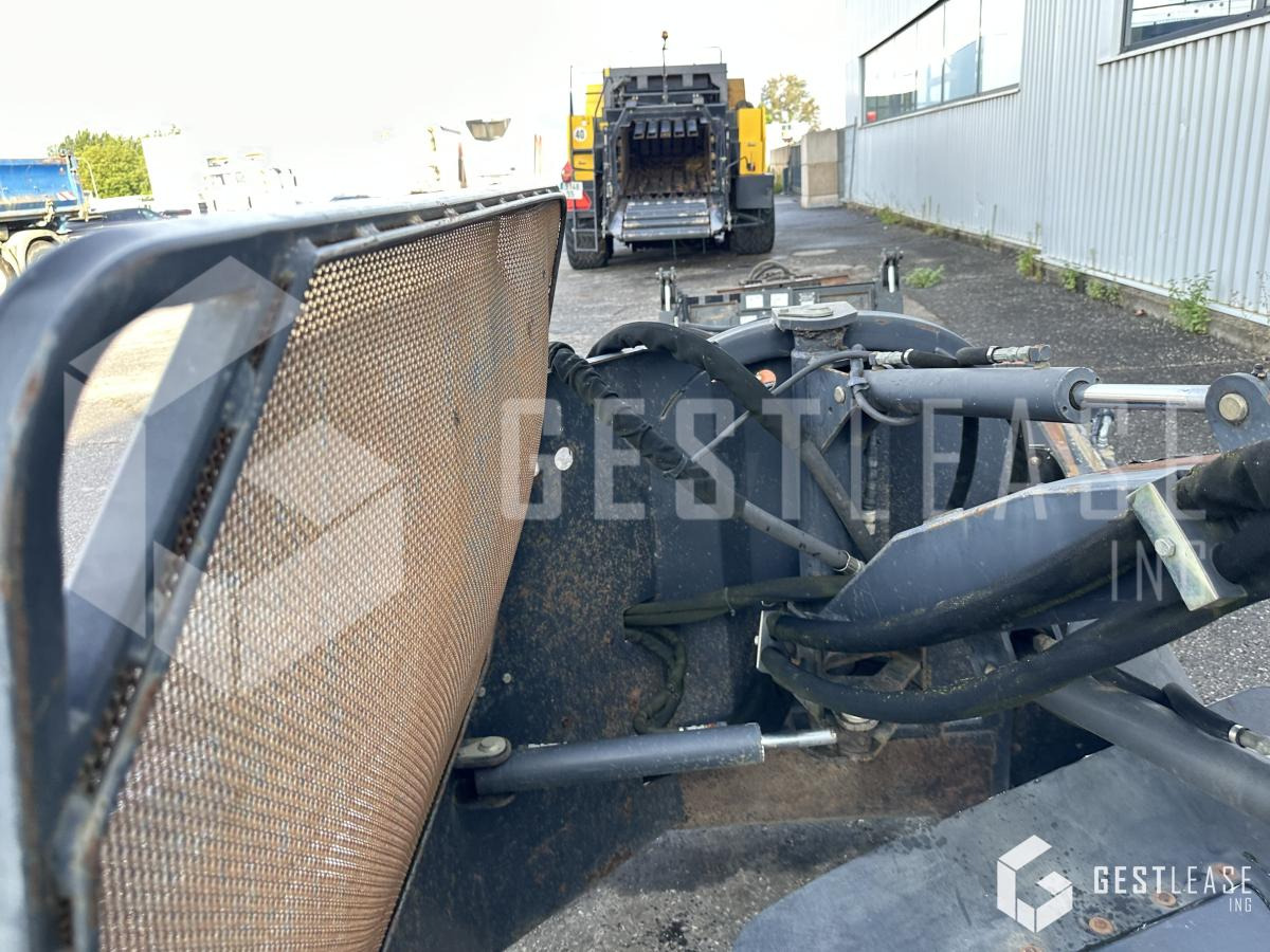 BOBCAT SG60 GRINDER ROGNEUSE DE SOUCHE - מטחנת גדמים: תמונה 5 BOBCAT SG60 GRINDER ROGNEUSE DE SOUCHE - מטחנת גדמים: תמונה 5