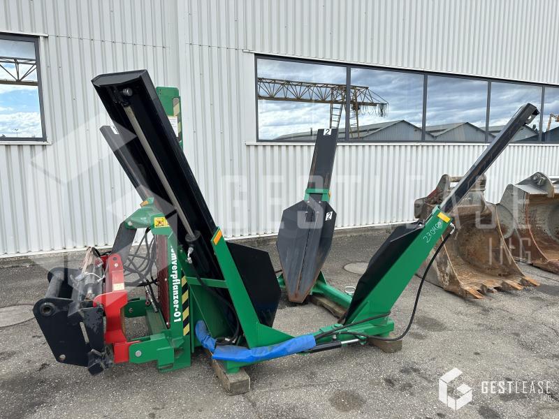 BYSTRON TRANSPLANTEUR D'ARBRES - מכונה חקלאית: תמונה 1 BYSTRON TRANSPLANTEUR D'ARBRES - מכונה חקלאית: תמונה 1