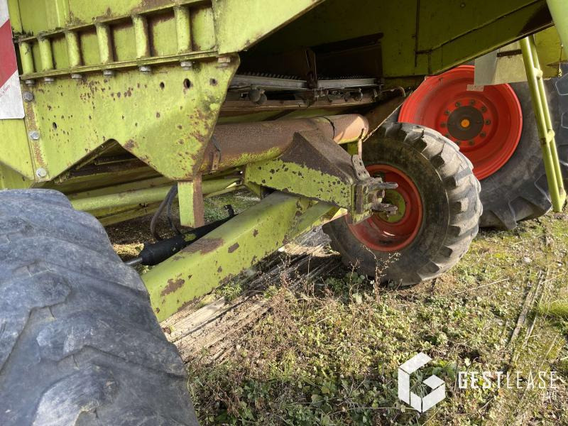 מקצרת קומבינה Claas DOMINATOR 86: תמונה 12