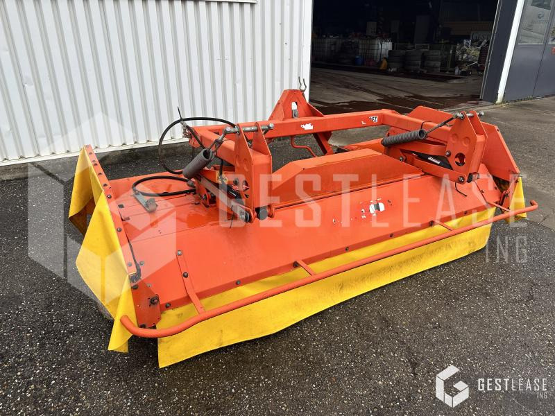 Fella KM 310 FZ - מכסחה: תמונה 1 Fella KM 310 FZ - מכסחה: תמונה 1