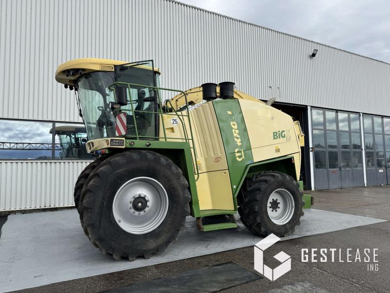 KRONE BIG X850 - מקצרת מספוא: תמונה 1 KRONE BIG X850 - מקצרת מספוא: תמונה 1