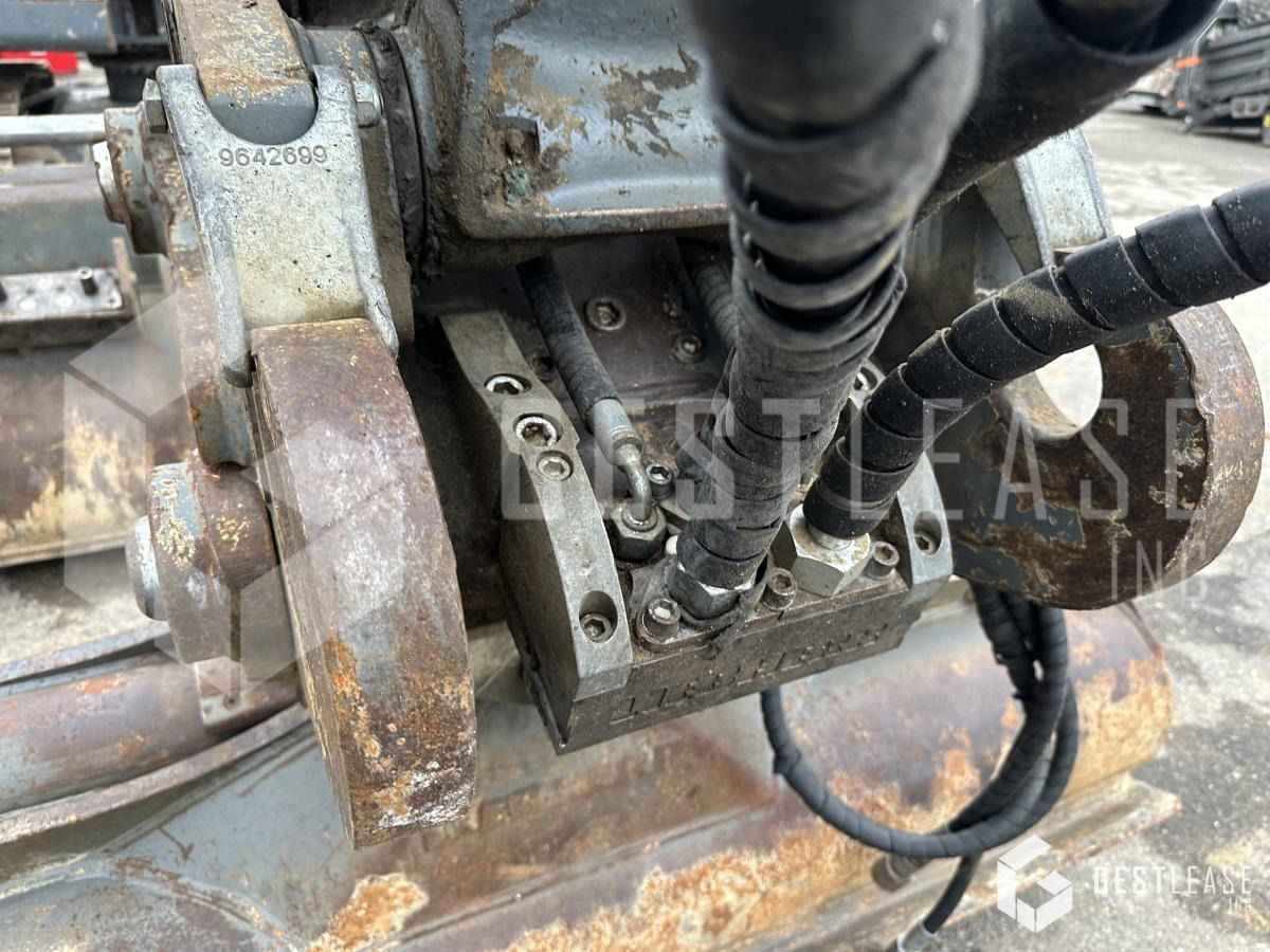 Liebherr R926 COMPACT - מחפר סורק: תמונה 5 Liebherr R926 COMPACT - מחפר סורק: תמונה 5