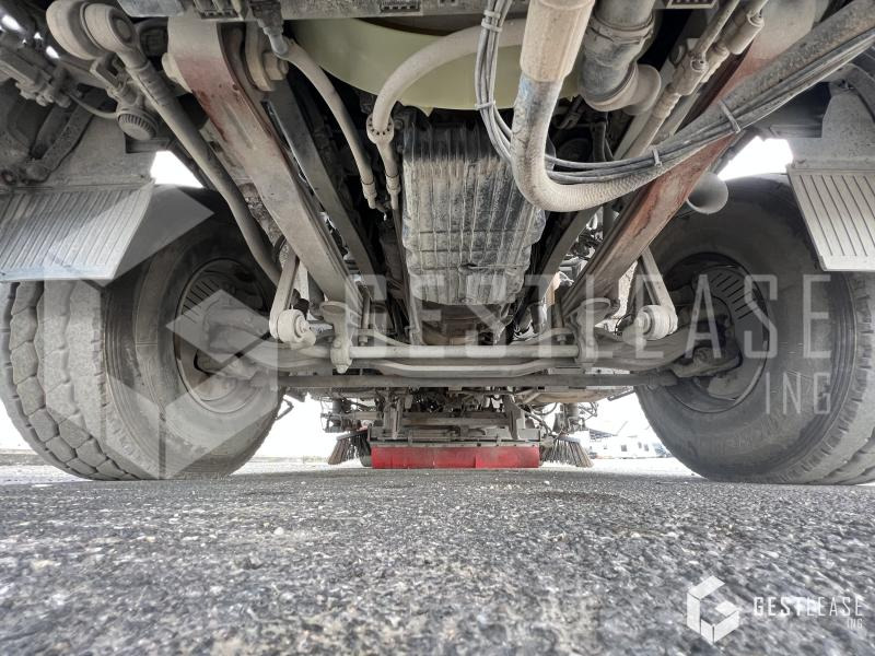 מטאטא כבישים Mercedes AXOR 1833: תמונה 20