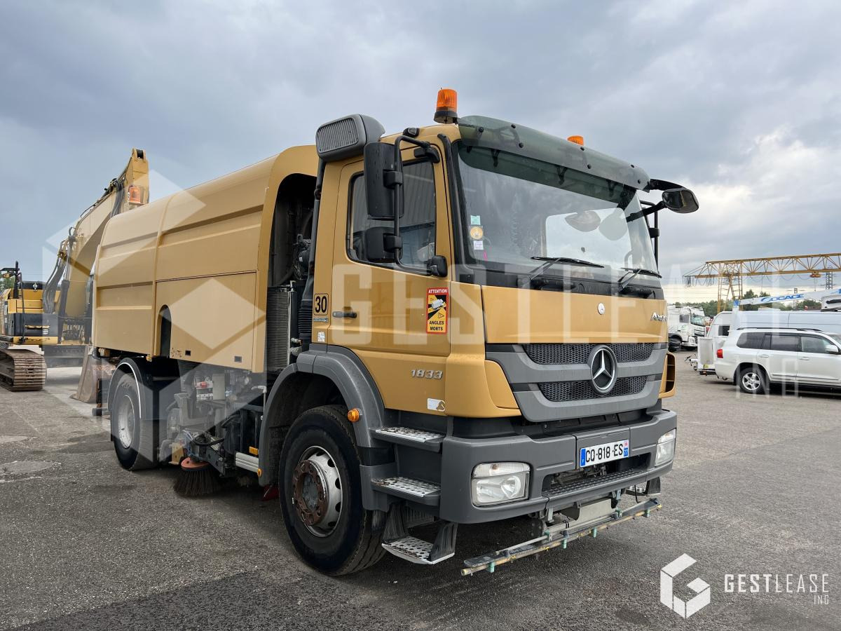 Mercedes AXOR 1833 - מטאטא כבישים: תמונה 4 Mercedes AXOR 1833 - מטאטא כבישים: תמונה 4
