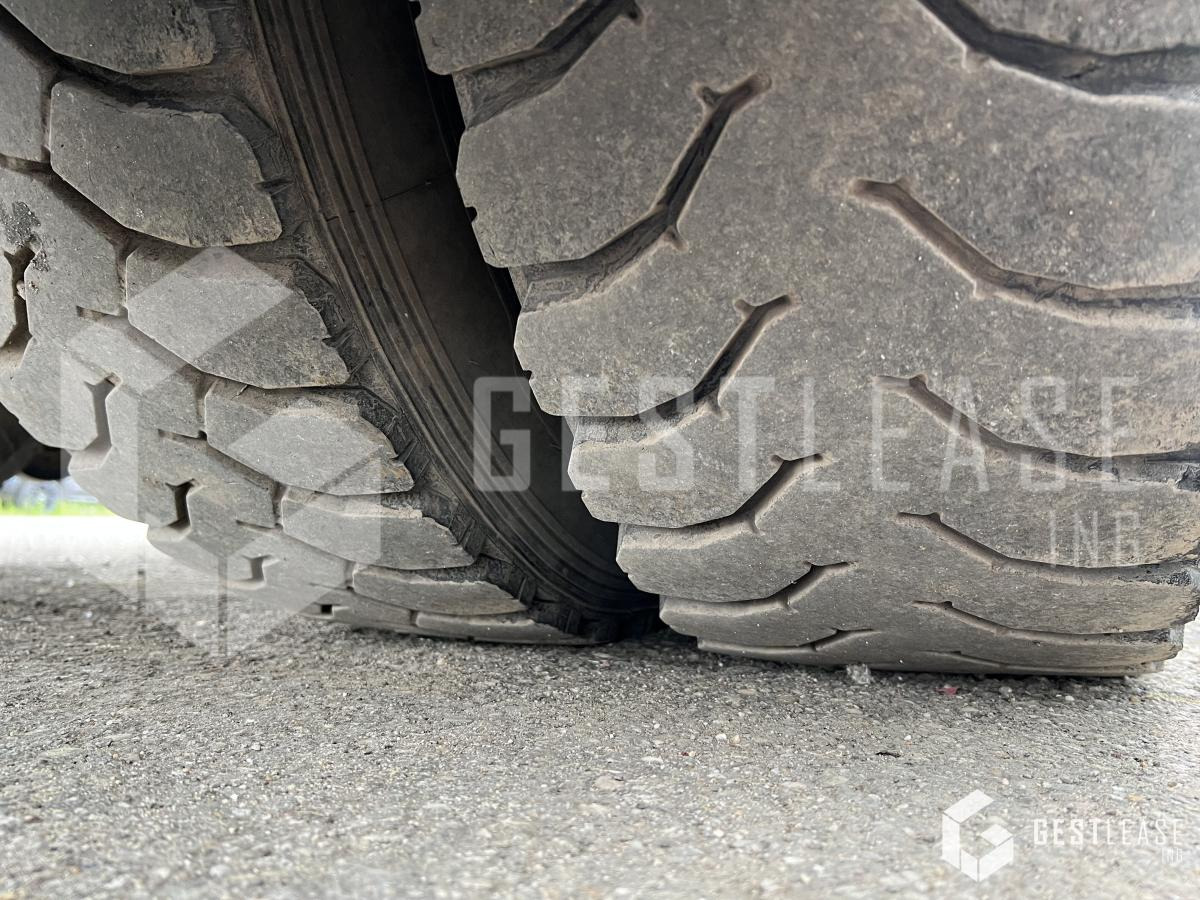 מטאטא כבישים Mercedes AXOR 1833: תמונה 10