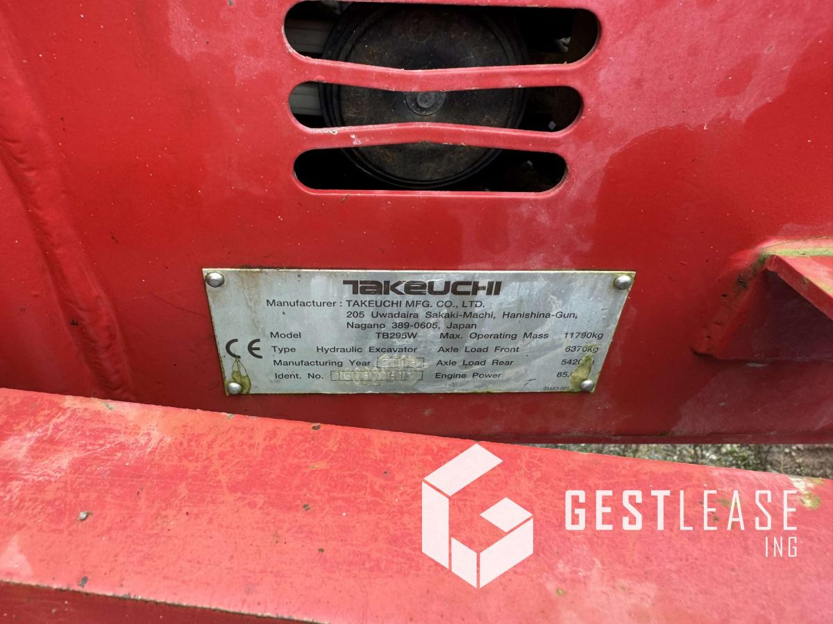 מחפר גלגלים Takeuchi TB295W: תמונה 17
